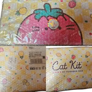 SEALED  SUMMER 2024 Cat Kit Theme  FRESH PICKED Pusheen Box